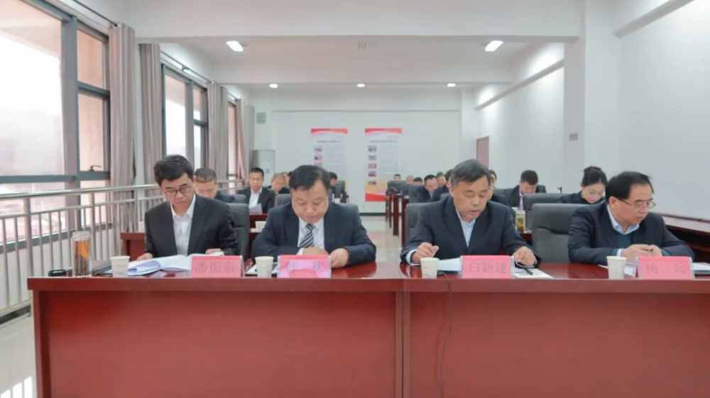 踏平坎坷成大道 實(shí)干奮斗鑄輝煌！陜西銀礦召開(kāi)六屆一次職工代表...
